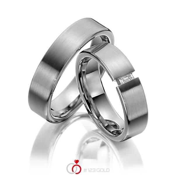 Paar klassische Trauringe/Eheringe in Graugold dunkel 585 mit zus. 0,05 ct. Baguette-Diamant tw, vs von 123gold - Y-1261-2 Paar klassische Trauringe/Eheringe in Graugold dunkel 585 mit zus. 0,05 ct. Baguette-Diamant tw, vs von 123gold - Y-1261-2