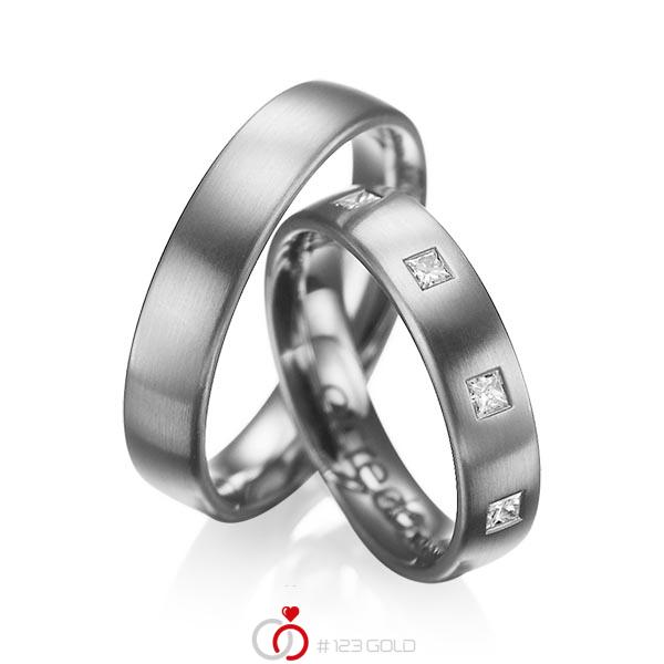 Paar klassische Trauringe/Eheringe in Graugold dunkel 585 mit zus. 0,45 ct. Prinzess-Diamant tw, si von acredo - A-1004-3 Paar klassische Trauringe/Eheringe in Graugold dunkel 585 mit zus. 0,45 ct. Prinzess-Diamant tw, si von acredo - A-1004-3
