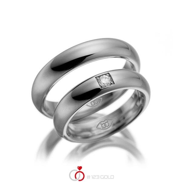 Paar klassische Trauringe/Eheringe in Platin 600 mit zus. 0,02 ct. Brillant tw, si - NP-1211-5 Paar klassische Trauringe/Eheringe in Platin 600 mit zus. 0,02 ct. Brillant tw, si - NP-1211-5