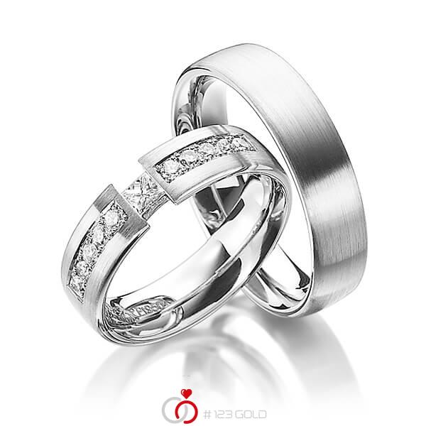 Paar klassische Trauringe/Eheringe in Platin 950 mit zus. 0,3 ct. Prinzess-Diamant & Brillant tw, si von Steinberg - Q-1191-1 Paar klassische Trauringe/Eheringe in Platin 950 mit zus. 0,3 ct. Prinzess-Diamant & Brillant tw, si von Steinberg - Q-1191-1