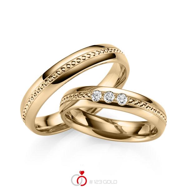 Paar klassische Trauringe/Eheringe in Roségold 585 mit zus. 0,09 ct. Brillant tw, vs von 123gold - Y-1430-9 Paar klassische Trauringe/Eheringe in Roségold 585 mit zus. 0,09 ct. Brillant tw, vs von 123gold - Y-1430-9