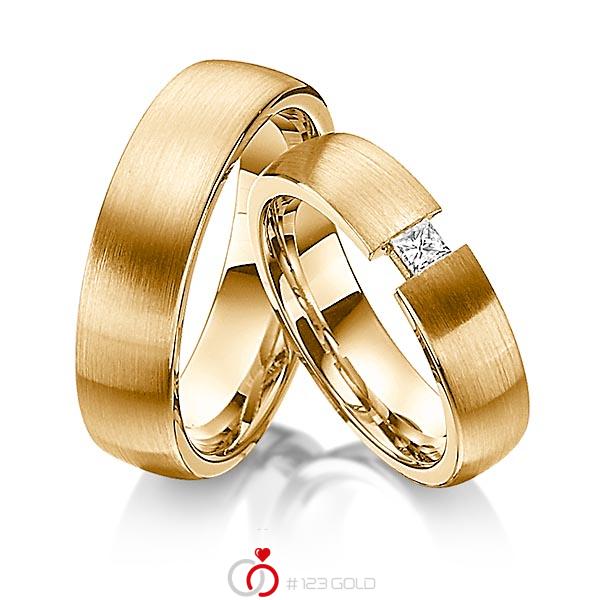 Paar klassische Trauringe/Eheringe in Roségold 585 mit zus. 0,12 ct. Prinzess-Diamant tw, si von Steinberg - Q-1189-3 Paar klassische Trauringe/Eheringe in Roségold 585 mit zus. 0,12 ct. Prinzess-Diamant tw, si von Steinberg - Q-1189-3