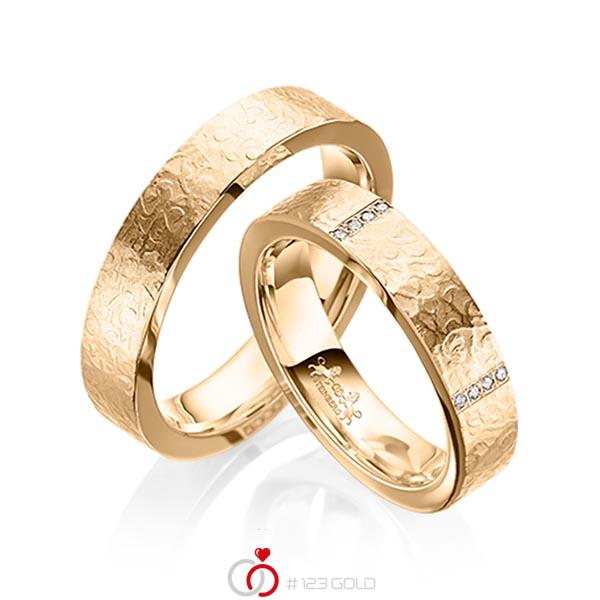 Paar klassische Trauringe/Eheringe in Roségold 585 mit zus. 0,1 ct. Brillant tw, si von Steinberg - Q-1563-3 Paar klassische Trauringe/Eheringe in Roségold 585 mit zus. 0,1 ct. Brillant tw, si von Steinberg - Q-1563-3