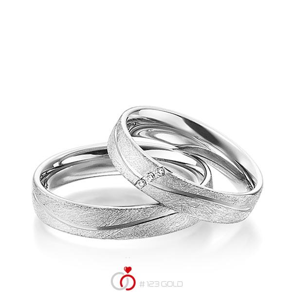 Paar klassische Trauringe/Eheringe in Weißgold 585 mit zus. 0,03 ct. Brillant tw, si von Steinberg - Q-1182-11 Paar klassische Trauringe/Eheringe in Weißgold 585 mit zus. 0,03 ct. Brillant tw, si von Steinberg - Q-1182-11