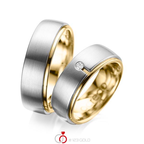 Set Bicolor trouwringen in buiten grijsgoud 14 kt. , binnen geelgoud 14 kt. met in totaal 0,03 ct. Briljant tw/si van acredo - A-1090-1 Set Bicolor trouwringen in buiten grijsgoud 14 kt. , binnen geelgoud 14 kt. met in totaal 0,03 ct. Briljant tw/si van acredo - A-1090-1