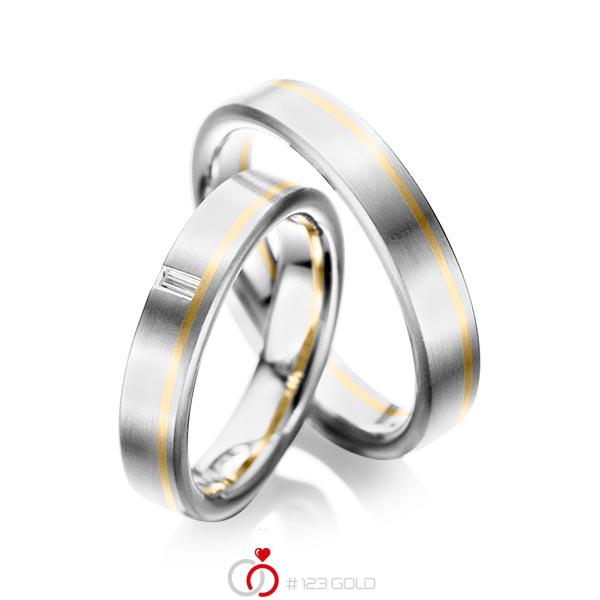 Set Bicolor trouwringen in witgoud 14 kt. geelgoud 14 kt. met in totaal 0,05 ct. Baguette-Diamant tw,vs van acredo - A-1022-4 Set Bicolor trouwringen in witgoud 14 kt. geelgoud 14 kt. met in totaal 0,05 ct. Baguette-Diamant tw,vs van acredo - A-1022-4