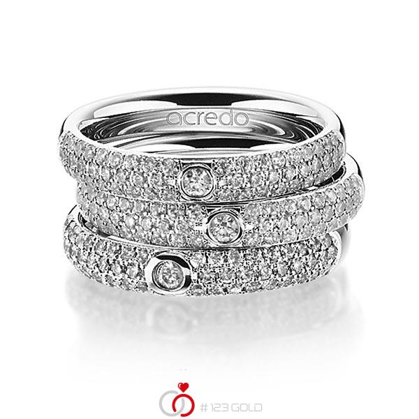 Set in witgoud 18 kt. met in totaal 1,476 ct. Briljant tw/si van acredo - A-1448-11 Set in witgoud 18 kt. met in totaal 1,476 ct. Briljant tw/si van acredo - A-1448-11