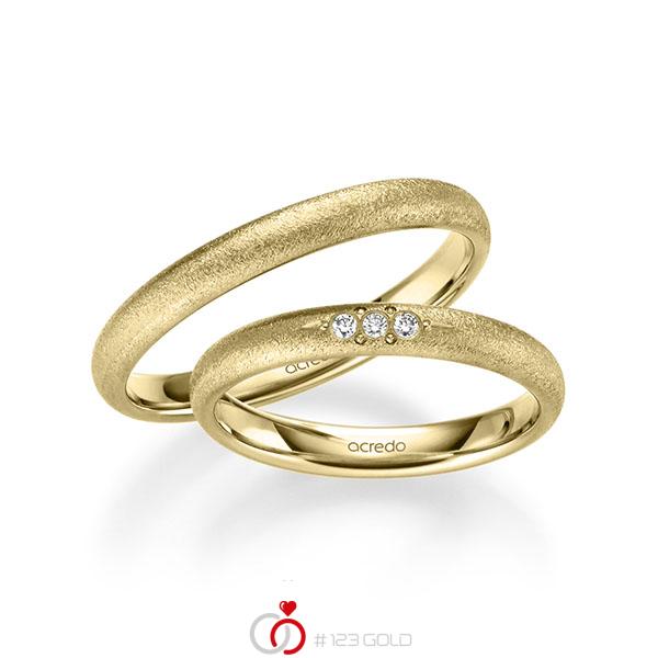 Set klassieke trouwringen in geelgoud 14 kt. met in totaal 0,045 ct. Briljant tw/si van acredo - S-1258-11 Set klassieke trouwringen in geelgoud 14 kt. met in totaal 0,045 ct. Briljant tw/si van acredo - S-1258-11