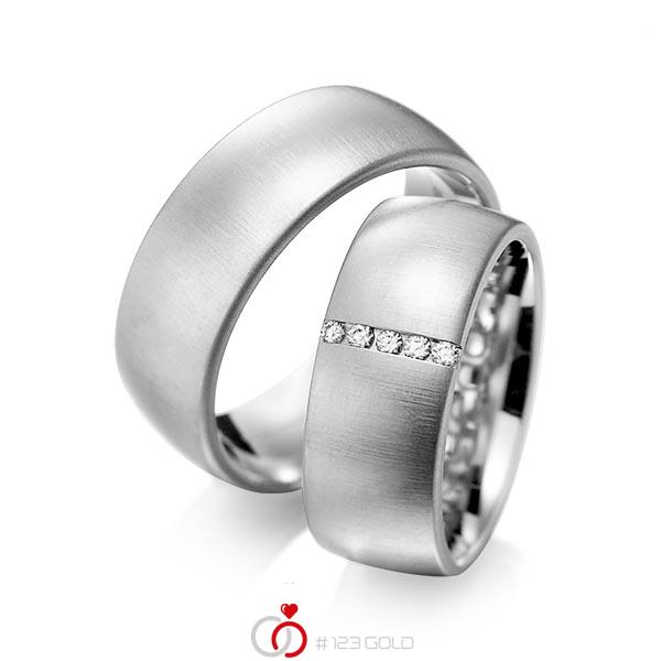 Set klassieke trouwringen in grijsgoud 14 kt. met in totaal 0,075 ct. Briljant tw/si van acredo - A-1092-3 Set klassieke trouwringen in grijsgoud 14 kt. met in totaal 0,075 ct. Briljant tw/si van acredo - A-1092-3