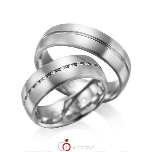 Set Klassieke trouwringen in grijsgoud 14 kt. met in totaal 0,145 ct. Briljant tw/si van acredo - A-1012-4 Set Klassieke trouwringen in grijsgoud 14 kt. met in totaal 0,145 ct. Briljant tw/si van acredo - A-1012-4
