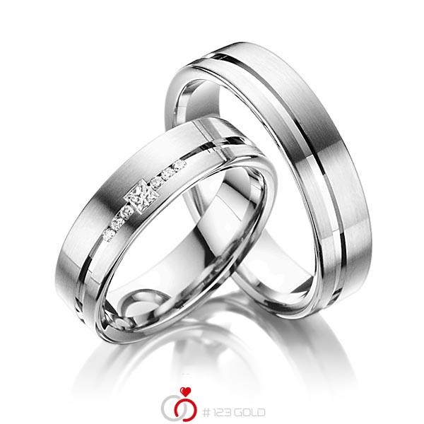Set Klassieke trouwringen in witgoud 14 kt. met in totaal 0,098 ct. Princess-Diamant & Briljant tw/si van acredo - A-6007-1 Set Klassieke trouwringen in witgoud 14 kt. met in totaal 0,098 ct. Princess-Diamant & Briljant tw/si van acredo - A-6007-1