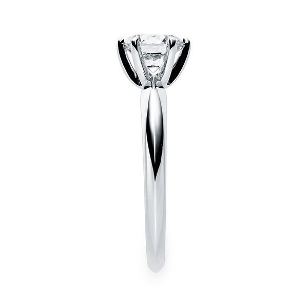 Diamantring mit 6-Krappenfassung