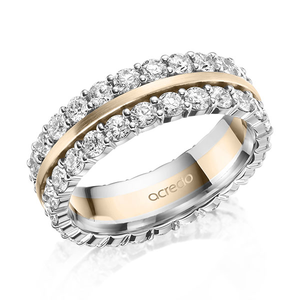Bicolor Memoire-trouwring in witgoud 14 kt. Signature Goud 585 volledig gezet met in totaal 2,5 ct. tw/si van acredo