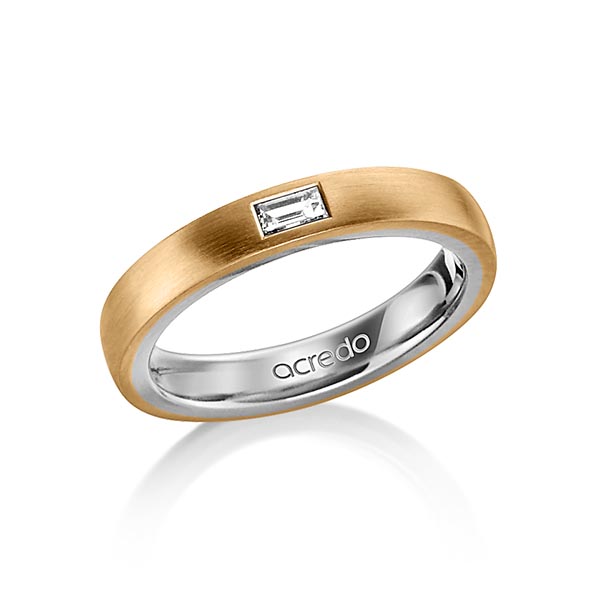 Bicolor trouwring in buiten roségoud 14 kt. , binnen grijsgoud 14 kt. met in totaal 0,15 ct. Baguette-Diamant tw,vs van acredo