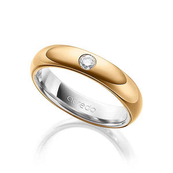 Bicolor trouwring in buiten roségoud 14 kt. , binnen grijsgoud 14 kt. met in totaal 0,1 ct. Briljant tw/si van acredo