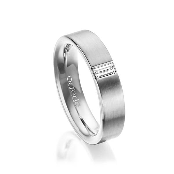 klassieke trouwring in buiten 600 Platinahoudend metaal (60%) , binnen 600 Platinahoudend metaal (60%) met in totaal 0,2 ct. Baguette-Diamant tw,vs van acredo - A-1481-4 klassieke trouwring in buiten 600 Platinahoudend metaal (60%) , binnen 600 Platinahoudend metaal (60%) met in totaal 0,2 ct. Baguette-Diamant tw,vs van acredo - A-1481-4