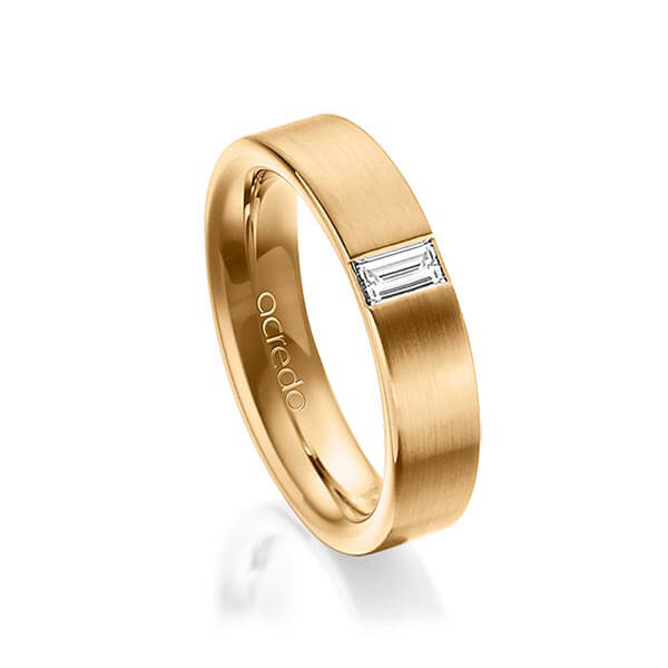 klassieke trouwring in buiten roségoud 14 kt. , binnen roségoud 14 kt. met in totaal 0,2 ct. Baguette-Diamant tw,vs van acredo