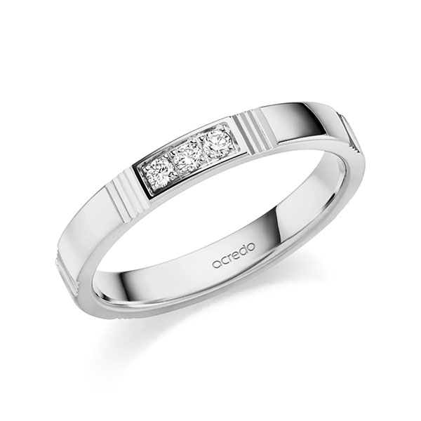Klassieke trouwring in grijsgoud 14 kt. met in totaal 0,075 ct. Briljant tw,vs van acredo