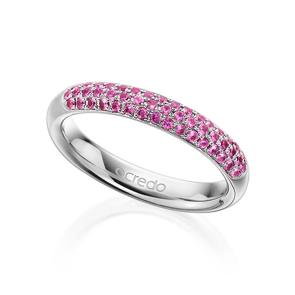klassieke trouwring in grijsgoud 14 kt. met in totaal 0,392 ct. Briljant saffier lichtroze van acredo
