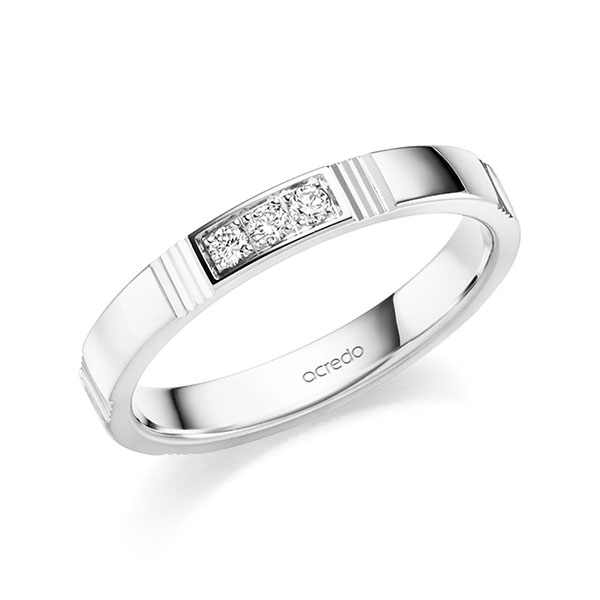 Klassieke trouwring in witgoud 14 kt. met in totaal 0,075 ct. Briljant tw,vs van acredo