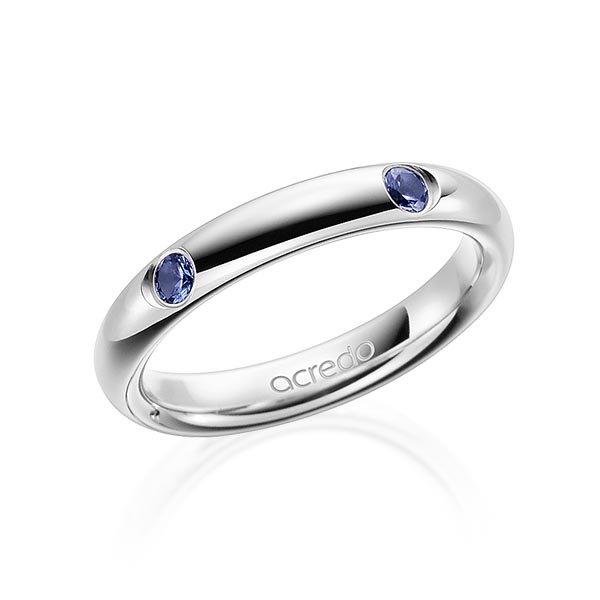klassieke trouwring in witgoud 14 kt. met in totaal 0,4 ct. Briljant Saffier Blauw van acredo