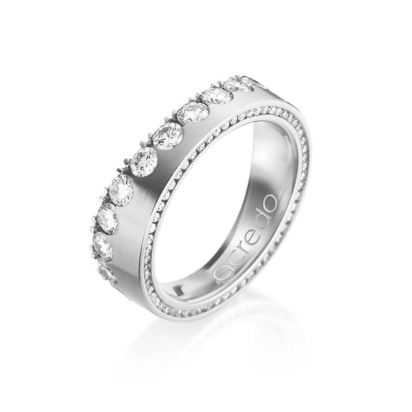 klassischer Memoire-Trauring/Ehering in Platin 950 halbausgefasst mit zus. 1,385 ct. Brillant tw, si von acredo