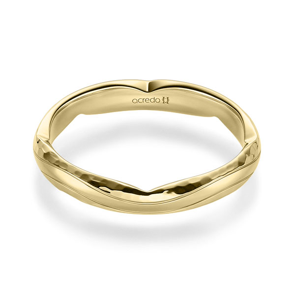 klassischer Trauring/Ehering in Gelbgold 585 gehämmert Struktur von acredo