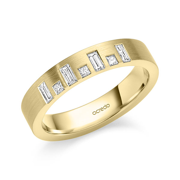 klassischer Trauring/Ehering in Gelbgold 585 mit zus. 0,26 ct. Prinzess-Diamant & Baguette-Diamant tw, vs von acredo