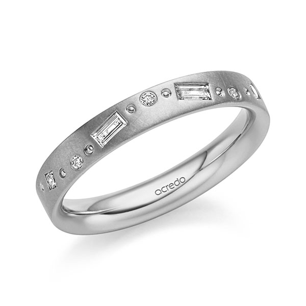 klassischer Trauring/Ehering in Graugold 585 mit zus. 0,19 ct. Baguette-Diamant & Prinzess-Diamant & Brillant tw, vs von acredo