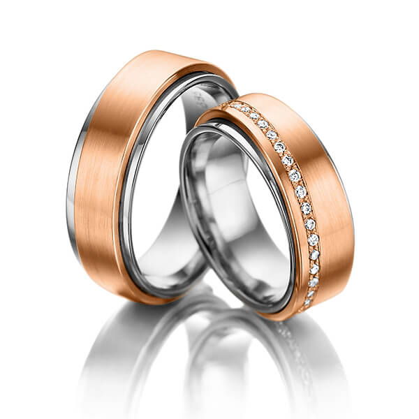 Paar bicolor Memoire-Trauringe/Eheringe in außen Rotgold 585 , innen Weißgold 585 vollausgefasst mit zus. 0,49 ct. Brillant tw, si von 123GOLD