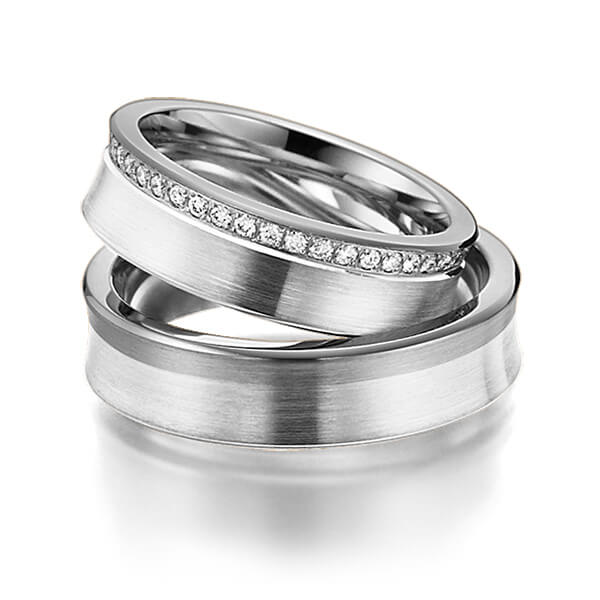 Paar bicolor Memoire-Trauringe/Eheringe in Graugold dunkel 585 Palladium 950 vollausgefasst mit zus. 0,48 ct. Brillant tw, si von Steinberg - Q-1081-10 Paar bicolor Memoire-Trauringe/Eheringe in Graugold dunkel 585 Palladium 950 vollausgefasst mit zus. 0,48 ct. Brillant tw, si von Steinberg - Q-1081-10