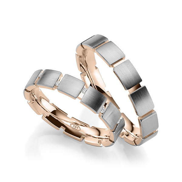 Paar bicolor Trauringe/Eheringe in aussen Graugold 585 , innen Rotgold 585 mit zus. 0,084 ct. Brillant tw, si 