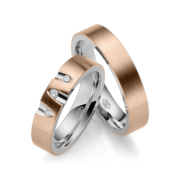 Paar bicolor Trauringe/Eheringe in aussen Rotgold 585 , innen Graugold 585 mit zus. 0,09 ct. Brillant tw, si 