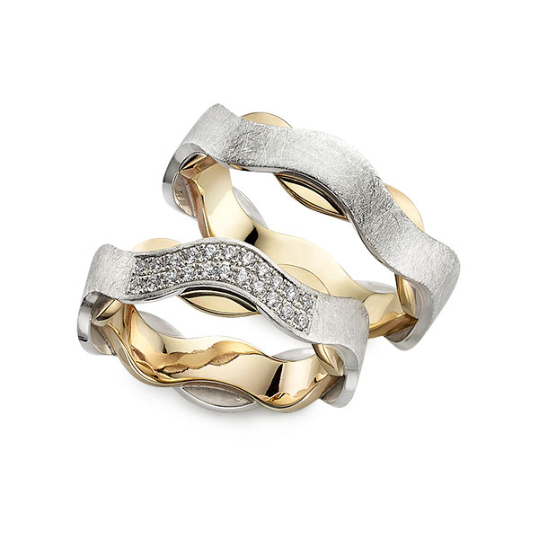 Paar bicolor Trauringe/Eheringe in außen Weißgold 585 , innen Gelbgold 585 mit zus. 0,22 ct. Brillant tw, vs von 123GOLD
