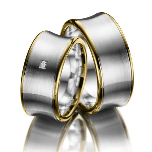 Paar bicolor Trauringe/Eheringe in Gelbgold 375 Weißgold 375 mit zus. 0,01 ct. Brillant tw, si von Merii