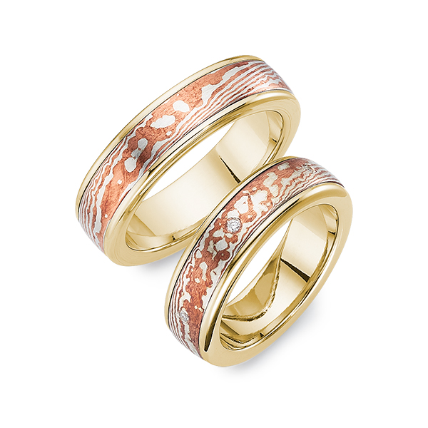 Paar bicolor Trauringe/Eheringe in Gelbgold 585 Mokume Gane Silber 925 Kupfer mit zus. 0,06 ct. Brillant tw, si - UQ-1134-3 Paar bicolor Trauringe/Eheringe in Gelbgold 585 Mokume Gane Silber 925 Kupfer mit zus. 0,06 ct. Brillant tw, si - UQ-1134-3
