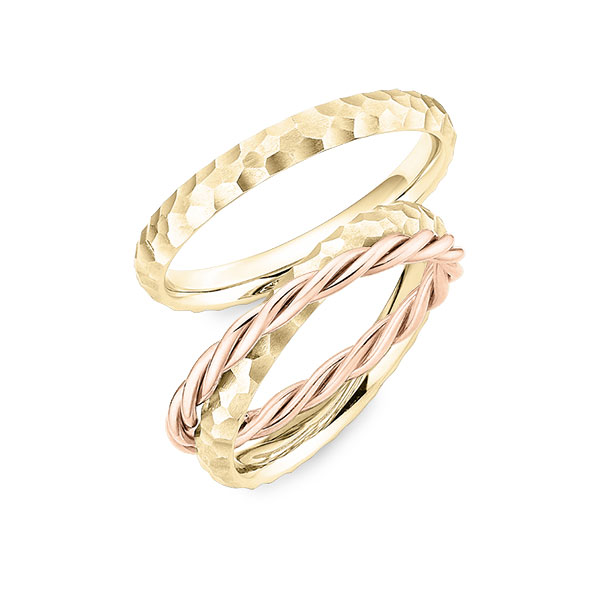 Paar bicolor Trauringe/Eheringe in Gelbgold 585 Rotgold 585 gehämmert Struktur, von 123GOLD