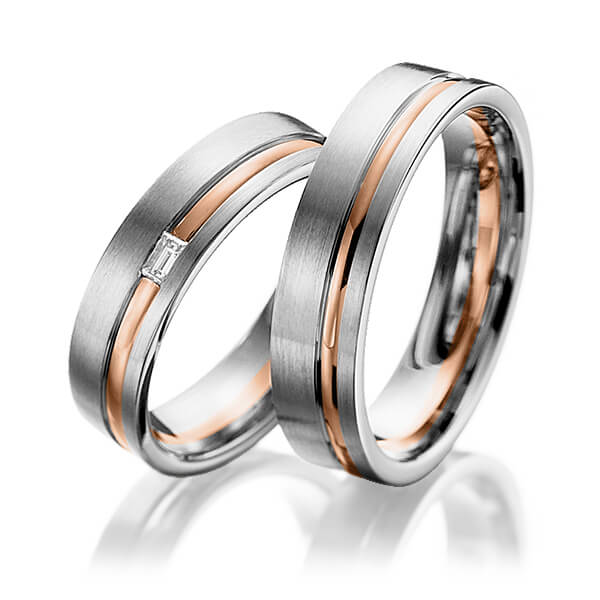 Paar bicolor Trauringe/Eheringe in Graugold 585 Rotgold 585 mit zus. 0,06 ct. Baguette-Diamant tw, vs von 123GOLD
