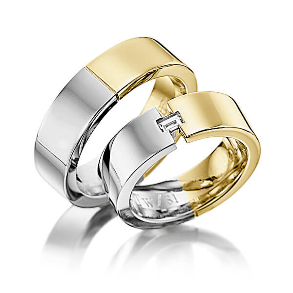 Paar bicolor Trauringe/Eheringe in Graugold dunkel 585 Gelbgold 585 mit zus. 0,15 ct. Baguette-Diamant tw, vs von 123GOLD - P-1121-13 Paar bicolor Trauringe/Eheringe in Graugold dunkel 585 Gelbgold 585 mit zus. 0,15 ct. Baguette-Diamant tw, vs von 123GOLD - P-1121-13