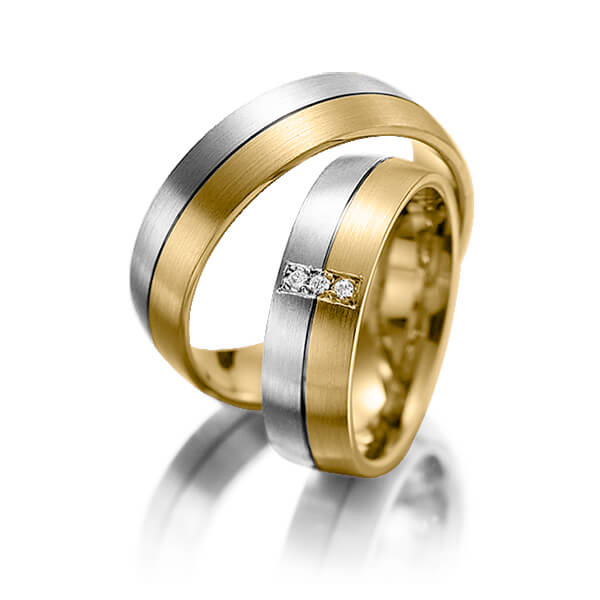 Paar bicolor Trauringe/Eheringe in Weißgold 585 Gelbgold 585 mit zus. 0,03 ct. Brillant tw, si von Merii - M-1141-2 Paar bicolor Trauringe/Eheringe in Weißgold 585 Gelbgold 585 mit zus. 0,03 ct. Brillant tw, si von Merii - M-1141-2