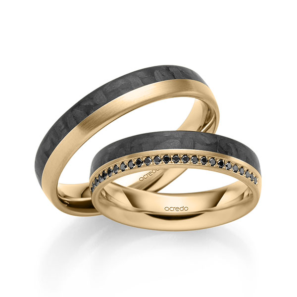 Paar Carbon Memoire-Trauringe/Eheringe in Roségold 585 Carbon-Einzug halbausgefasst mit zus. 0,14 ct. Brillant schwarz von acredo