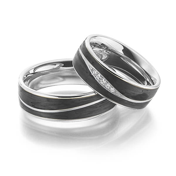 Paar Carbon Trauringe/Eheringe in Graugold 585 Graugold 585 mit Carbon-Einzug mit zus. 0,045 ct. Brillant tw, si von 123GOLD
