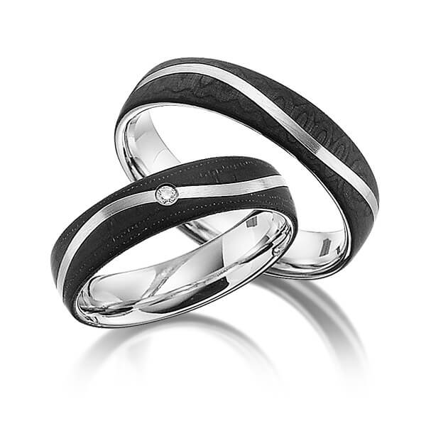 Paar Carbon Trauringe/Eheringe in Graugold 585 mit Carbon-Einzug mit zus. 0,02 ct. Brillant tw, si von 123GOLD