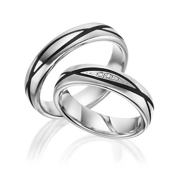 Paar Carbon Trauringe/Eheringe in Graugold 585 mit zus. 0,035 ct. Brillant tw, si von 123GOLD