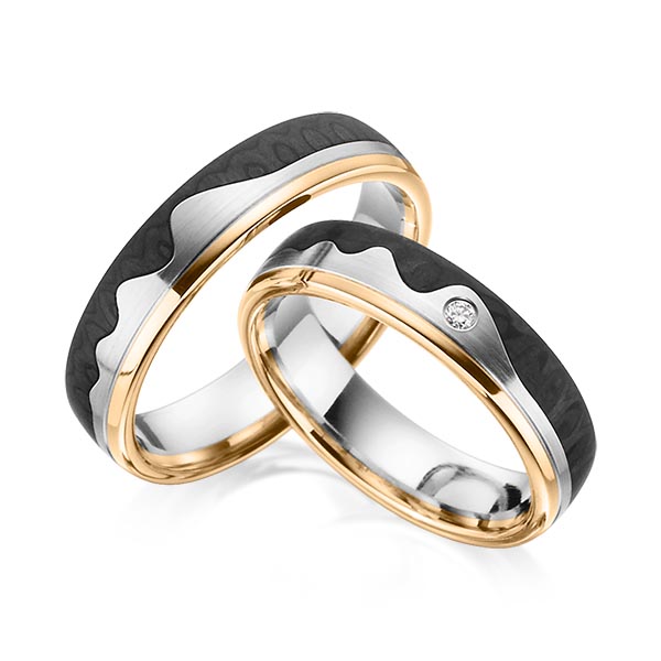 Paar Carbon Trauringe/Eheringe in Roségold 585 Edelstahl mit Carbon-Einzug mit zus. 0,02 ct. Brillant tw, si von 123GOLD - Y-1347-3 Paar Carbon Trauringe/Eheringe in Roségold 585 Edelstahl mit Carbon-Einzug mit zus. 0,02 ct. Brillant tw, si von 123GOLD - Y-1347-3