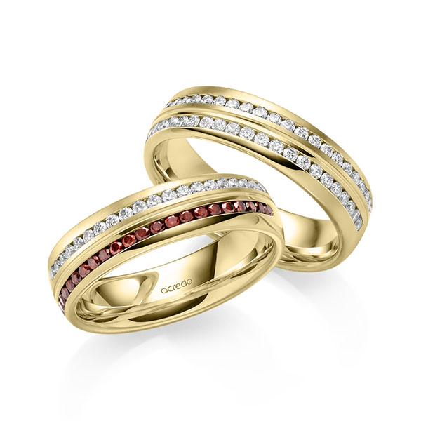 Paar klassische Memoire-Trauringe/Eheringe in Gelbgold 585 halbausgefasst mit zus. 0,92 ct. Brillant Red Cherry tw, vs von acredo - A-2188-6 Paar klassische Memoire-Trauringe/Eheringe in Gelbgold 585 halbausgefasst mit zus. 0,92 ct. Brillant Red Cherry tw, vs von acredo - A-2188-6
