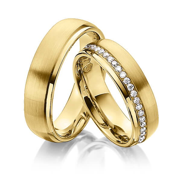 Paar klassische Memoire-Trauringe/Eheringe in Gelbgold 585 vollausgefasst mit zus. 0,47 ct. Brillant tw, si von Steinberg