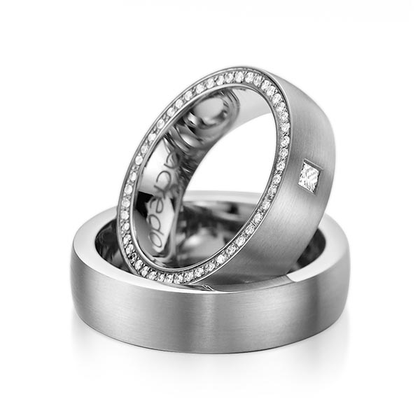 Paar klassische Memoire-Trauringe/Eheringe in Graugold dunkel 585 vollausgefasst mit zus. 0,365 ct. Brillant & Prinzess-Diamant tw, si von acredo - A-1071-2