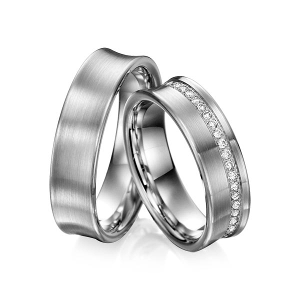 Paar klassische Memoire-Trauringe/Eheringe in Palladium 585 halbausgefasst mit zus. 0,21 ct. Brillant tw, si von Steinberg