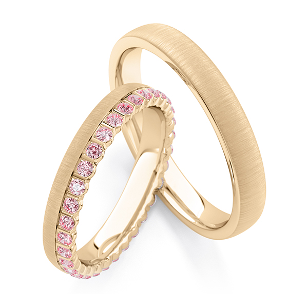 Paar klassische Memoire-Trauringe/Eheringe in Roségold 585 vollausgefasst mit zus. 0,66 ct. Pink von Steinberg